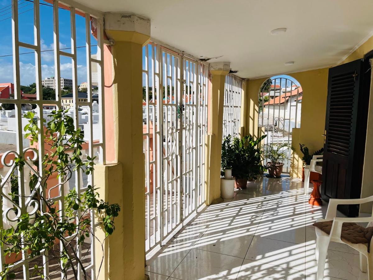 Nouvelle Orange Willemstad Exterior photo